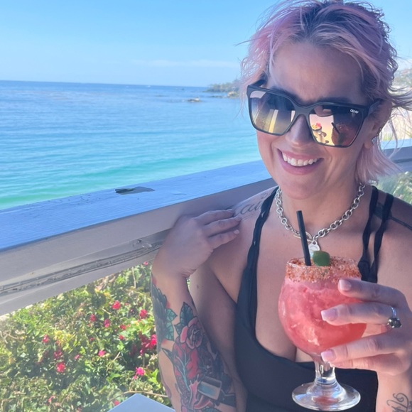 Meet your Posher, Taryn - Picture 3 of 3